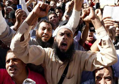 عكار محط أنظار الأصوليين بتحوّلها الى خط تماس مع المناطق المتوتّرة في سوريا
وستشكل مع طرابلس خطاً أمنياً لقاعدة التيّارات التكفيريّة