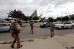 النيجر تدعو الى تدخل دولي في ليبيا
