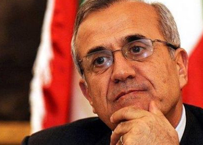 سليمان لن يقبل استقالة وزراء «التيار» وغيرهم
افساحاً لوساطة اخيرة يقوم بها بري وجنبلاط