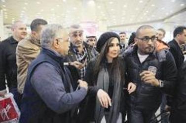 الصحافة الكويتية منزعجة وغاضبة من اليسا!