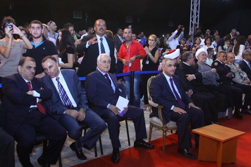 تخريج طلاب الجامعة اللبنانية الدولية في البيال