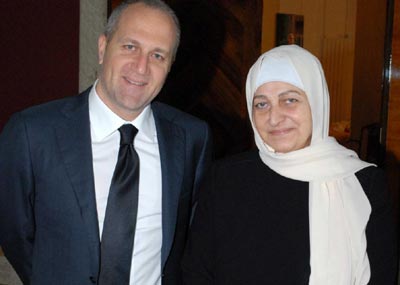 الحريري التقت غبريال المر :
للتلازم مع المسؤولية المهنية