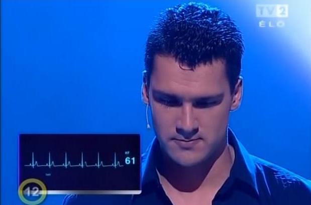 بالفيديو: توقف قلب أحد مشتركي البرامج مباشرة على الهواء