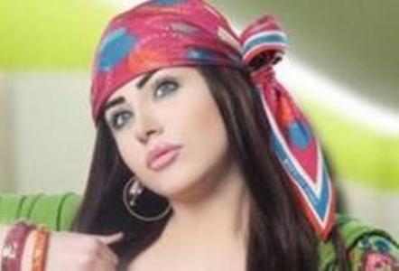 حلمية بولند ..ومبلغ خيالي لتقديمها مهرجان 