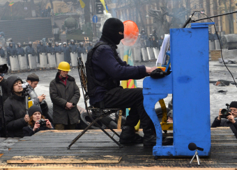 أزمة اوكرانيا: إجراءات احترازية 