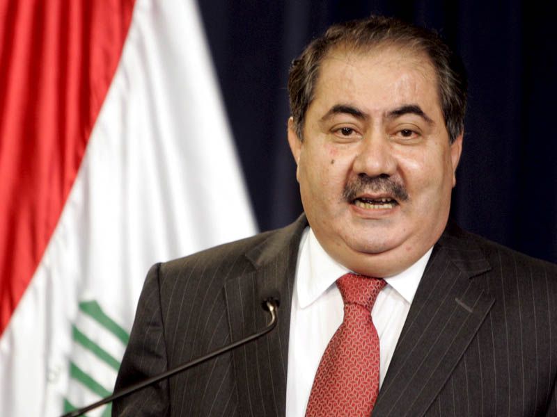 زيباري بحث مع السفير الإيراني في العراق بتعزيز العلاقات الثنائية