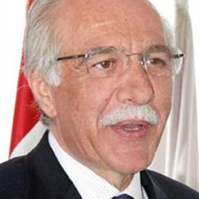 السيرة الذاتية لوزير الاشغال غازي زعيتر

