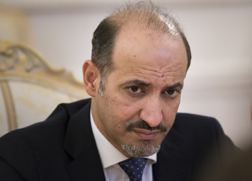 أحمد الجربا يزور إدلب ويقدم واجب العزاء بقيادي في الجيش الحر
