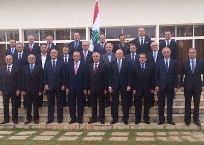 كيف رُكّبت الصورة التذكارية للحكومة؟