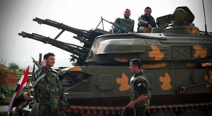 سوريا اربكت خصومها فلا المفاوضات كبلت يدي جيشها ولا التهديد نفع
