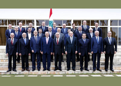 لبنان يمرّ منذ العام 2005 في حالات الصدام والتسويات وتبدّل التحالفات
الحكومة تشكّلت «كأمر واقع وطني»
لمنع حصول فتنة مذهبيّة وطائفيّة