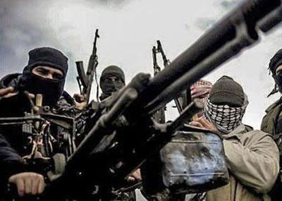 الإرهاب يُحبط مناخات التفاؤل بمرحلة جديدة أمنياً واقتصادياً
لجنة البيان الوزاري أمام عنوان وحيد هو الأمن
ووضع استراتيجيّة تنسيق بين الأجهزة لتوظيف الوفاق ميدانياً