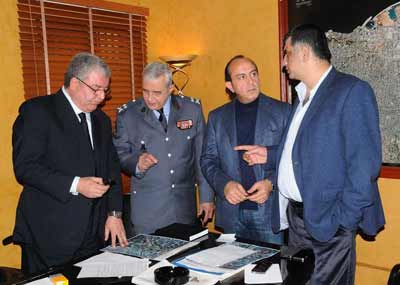 أطلع سليمان وسلام على معطيات الانفجارين
المشنوق : إجراءات ستتخذ
لتجفيف معابر الموت
