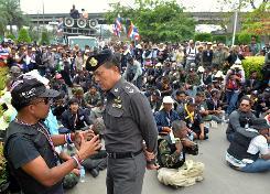مقتل فتاة بالرصاص خلال تظاهرة ضد الحكومة في تايلاند
