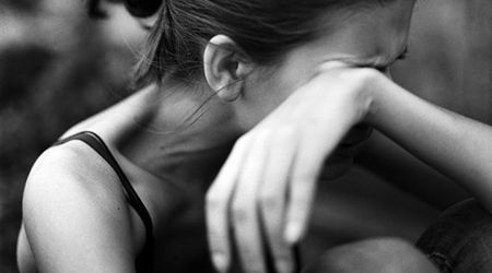 اغتصب شقيقته حتى حملت  منه
