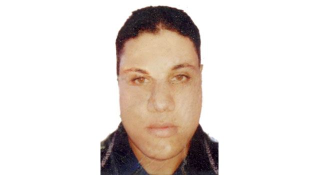  قيادة الجيش تعمم صورةً لأحد المطلوبين