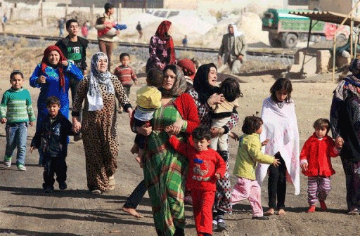 حركة نزوح كثيفة تشهدها الرمادي مع تصاعد حدّة الإشتباكات