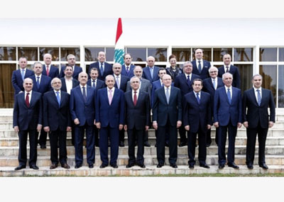 «الفوتوشوب» السياسي والتأليف... والبيان