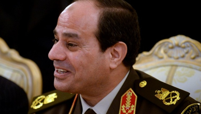 السيسي باق في منصب وزير الدفاع في الحكومة المصرية