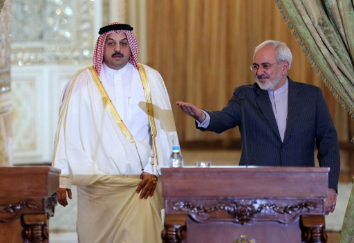 ظريف والعطية يؤكدان ضرورة حل الازمة السورية سلمياً