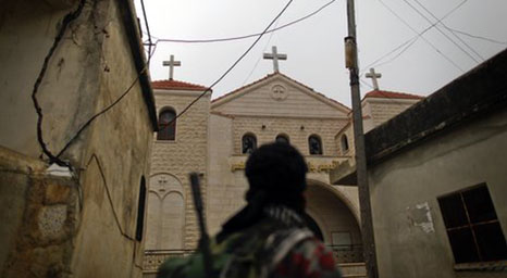 مسيحيو سوريا يعيدون تمثيل تاريخهم