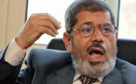 تأجيل محاكمة مرسي في قضية الاتحادية الى يوم الخميس 