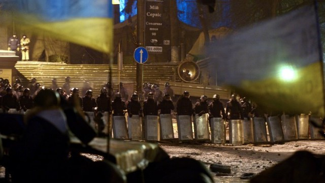 صحيفة: لجنة التحقيق في قتل متظاهري كييف قد تتشكل قريبا