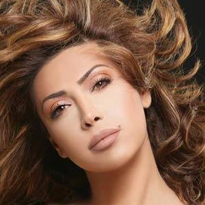 نوال الزغبي تصور الخزنة في مصر..بالصور