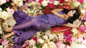 إهداء ... فالايام تريك ما لم تتوقع 