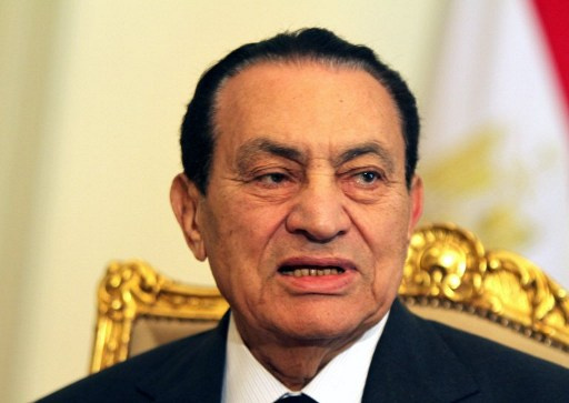 وزير الداخلية المصري الاسبق يكشف أن مرسي اقترح إطلاق سراح حسني مبارك