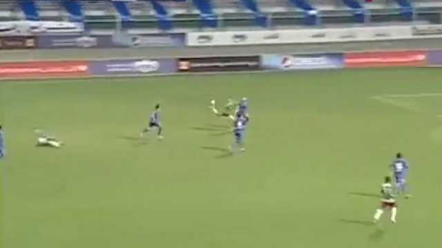 بالفيديو .. هدف "خرافي" للوحدات في شباك الرمثا جاء بكعب السوري صالحاني 

