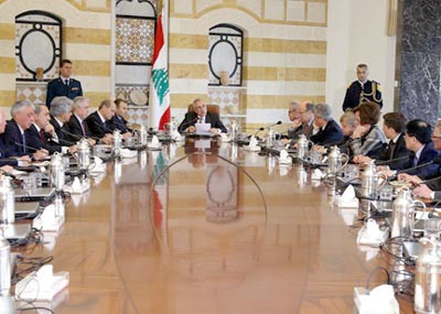 انجزت الحكومة البيان الوزاري وتستعد لنيل الثقة من مجلس النواب
استعدوا للاولويات: الهيئات الاقتصاديّة لتفعيل الاقتصاد
الاتحاد العمّالي لإقرار التغطية الصحيّة وهيئة التنسيق لإقرار السلسلة