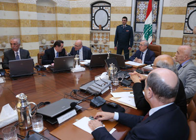 الحكومة حكومات والبيان بيانات 
