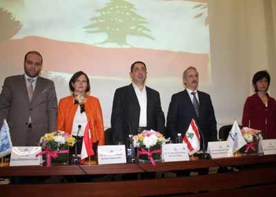 رعى حفل توزيع شهادات الانتاج الانظف في معهد البحوث
الحاج حسن : الانتاج والصناعة هما مقياس تطور الدول
الفرن : هدفنا تطوير الصناعة وضمان مصلحة المواطن