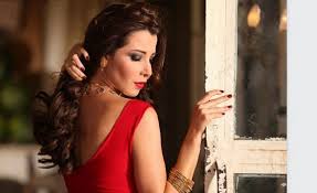 بالفيديو-نانسي عجرم توقع بملك جمال لبنان بعد القبض عليها!