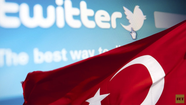 مستخدمو تويتر الأتراك يحبطون محاولة حجب شبكة التواصل الاجتماعي


