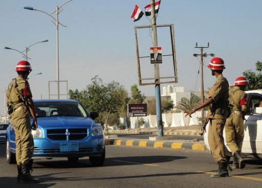 مقتل 20 جندي يمني في هجوم على نقطة تفتيش عسكرية