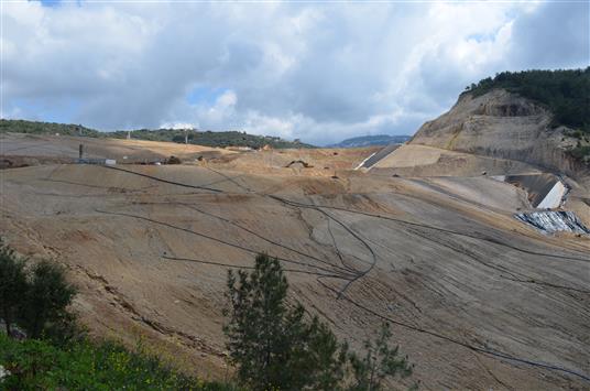 أمام كارثة يمكن أن تتكرر: وزير البيئة يتفقد مطمر الناعمة