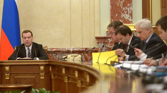 
هل تقف امرأة وراء اختفاء طائرة الركاب الماليزية؟
