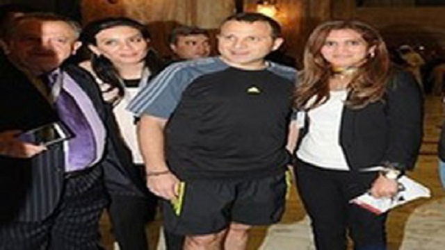 صورة الوزير باسيل بالشورت في القمة العربية تثير الجدل 