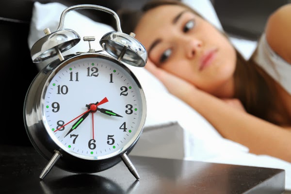 احذر هذه العادات السيئة جداً التي تسبب لك الأرق وتحرمك من النوم بعمق 

