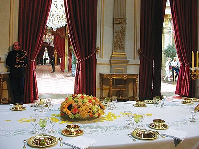 وزيرة فرنسية تصف مأدبة طعام في الإليزيه 