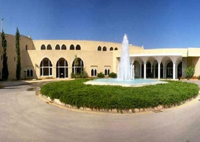 هل من مُفاجأة في ربع الساعة الأخير ستحمل إسم الرئيس الى بعبدا؟
أيّ رئيس لن يكون قويّاً بـ «صلاحيّات الطائف»؟
