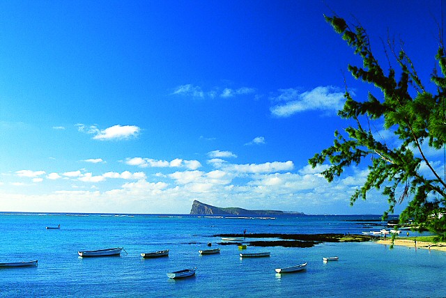 رحلة الى جزر القمر