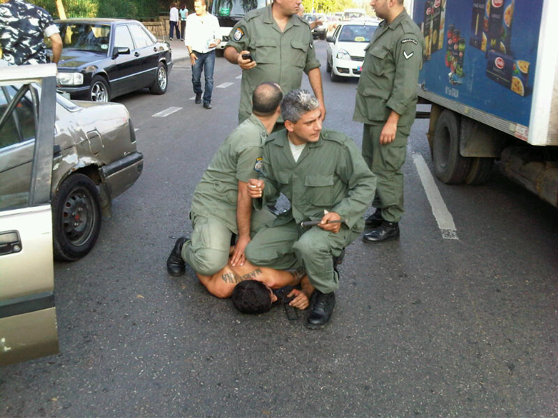 بالصورة توقيف سارق 