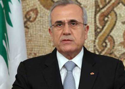 مسعى غربي ـــ عربي بمباركة فاتيكانيّة للتمديد لرئيس الجمهوريّة
تعادل سلبي بين بعبدا وحارة حريك : تعيين 5 مسيحيين
الرئيس المنتخب سيحضر الى جانب سليمان الجلسة الأخيرة للحوار