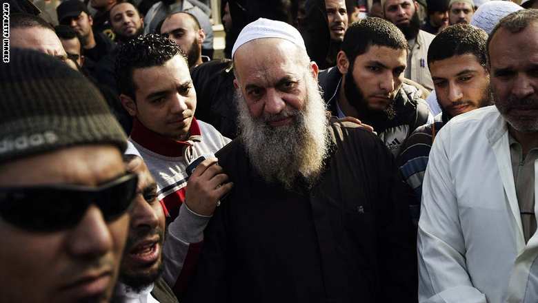 إحالة شقيق الظواهري إلى القضاء بتهمة تشكيل تنظيم مسلح كفّر الدولة وقاتل بسوريا