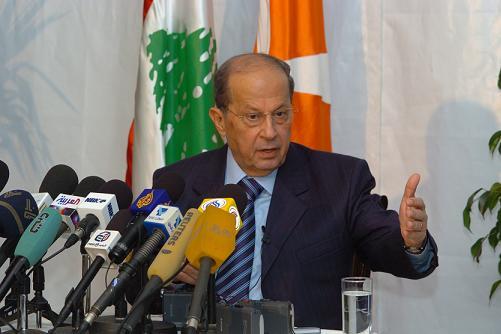 عون استقبل ميشال معوض