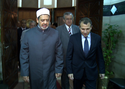 باسيل وصل الى القاهرة
والتقى شيخ الأزهر