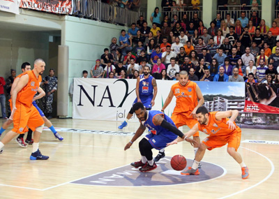 بطولة لبنان في كرة السلة :
فوز صعب للهومنتمن على هوبس